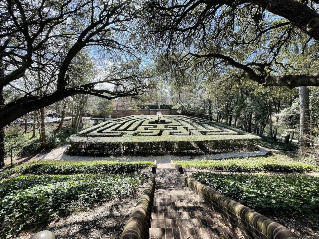 A photo of the holly maze in Colonial Williamsburg, taken from above, showing the contours of the maze